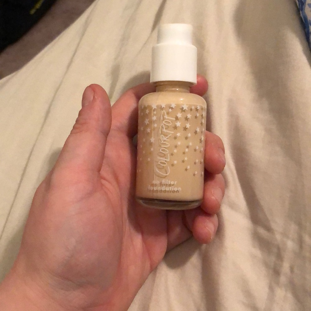Colourpop foundation, in the shade Light 45